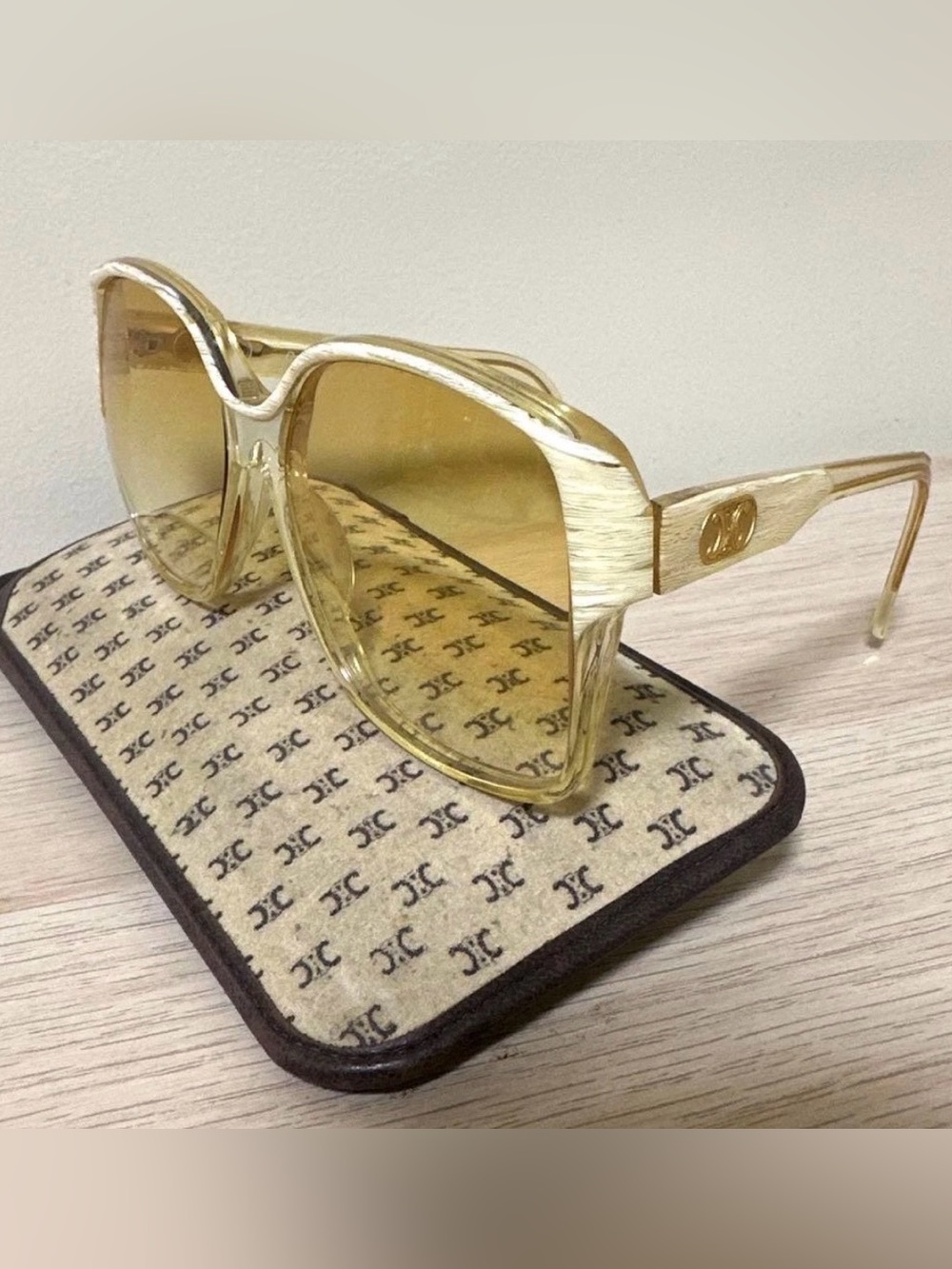 CELINE Beige Oversized Vintage Sunglasses Logo C 25 Authentic